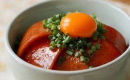 Cơm thịt hộp kiểu Hàn dễ gây nghiện