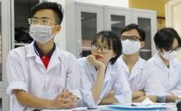 Ngành học nào có tỷ lệ tuyển sinh cao nhất và thấp nhất