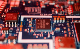 Trung Quốc chậm chân trong cuộc đua ChatGPT vì thiếu chip