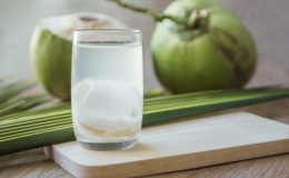 Uống nước dừa đúng cách để tốt cho sức khỏe