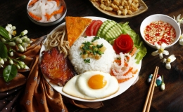 Cách làm cơm tấm sườn bì chả Sài Gòn