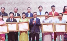 Chủ tịch nước Võ Văn Thưởng dự Lễ trao tặng danh hiệu Nghệ sĩ nhân dân, Nghệ sĩ ưu tú lần thứ 10