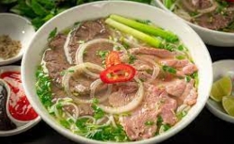 Nhiều hoạt động tôn vinh phở Việt