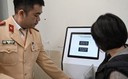 Cục CSGT: Người dân nên cấp đổi giấy phép lái xe trực tuyến
