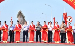 Thủ tướng Phạm Minh Chính dự Lễ khánh thành Đập dâng Phú Phong