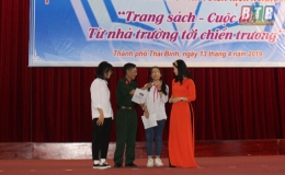 Gặp gỡ, giao lưu với nhà thơ, nhà biên kịch Hoàng Nhuận Cầm