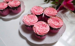 Cách làm bánh cupcake mềm ngon, đẹp mà không khó