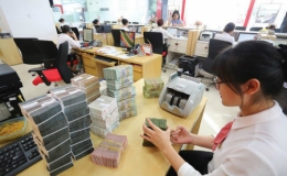 Kiểm soát chặt chẽ tín dụng đối với các lĩnh vực tiềm ẩn rủi ro