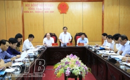 Họp Thường trực HĐND tỉnh