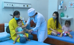 Phòng, chống bệnh tay chân miệng khi thời tiết chuyển mùa