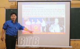 Tuyên truyền về bầu cử cho cử tri trẻ