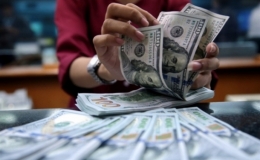 Tỷ giá USD hôm nay 19/4: USD chạm đáy