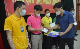 Công đoàn ngành công thương: Trao 200 suất quà “Tình nghĩa tháng 5”