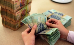 Người dân gửi gần 5,5 triệu tỷ đồng tiết kiệm