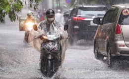 Bắc Bộ có mưa rào và dông, cảnh báo khả năng lốc, sét, mưa đá