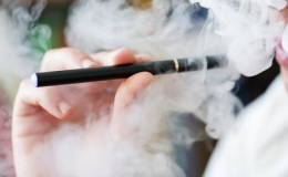 Cảnh báo nhiều học sinh phải cấp cứu vì ngộ độc thuốc lá điện tử, shisha