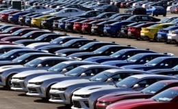 Người Việt mua hơn 1.200 ô tô mỗi ngày