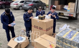 Quyết liệt đấu tranh với buôn lậu, gian lận thương mại và hàng giả