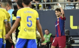 Barca tiếp tục đeo bám Real