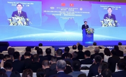 Chủ tịch Quốc hội Vương Đình Huệ dự Diễn đàn Chính sách pháp luật về thúc đẩy hợp tác đầu tư và thương mại Việt Nam-Trung Quốc tại Thượng Hải