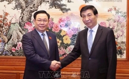 Chủ tịch Quốc hội Vương Đình Huệ hội kiến Chủ tịch Chính hiệp toàn quốc Trung Quốc Vương Hộ Ninh