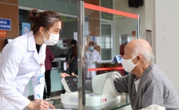 Đến năm 2030, phấn đấu mỗi trạm y tế có ít nhất một bác sĩ cơ hữu