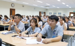 Hơn 200 công nhân lao động dự tập huấn Bộ Luật lao động 2019