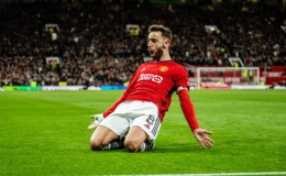 Man Utd thắng nhọc đội chót bảng Ngoại hạng Anh