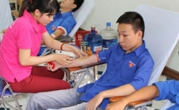 Nối vòng tay tình nguyện - Hiến giọt máu yêu thương