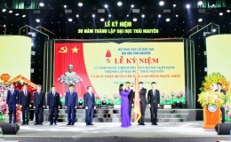 Quyền Chủ tịch nước Võ Thị Ánh Xuân dự Lễ kỷ niệm 30 năm thành lập Đại học Thái Nguyên