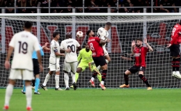 Roma gieo sầu cho Milan ở Europa League