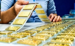 Thủ tướng yêu cầu xử lý ngay tình trạng chênh lệch giá vàng miếng trong nước và quốc tế