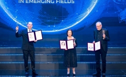 Các nhà khoa học VinFuture được vinh danh tại Breakthrough 2025