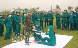 Dân quân huyện Đông Hưng: Sôi nổi mùa huấn luyện