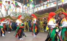 Lễ hội làng Chuông - "Giữ lửa" làng nghề truyền thống
