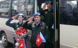 Trao quyết định của Chủ tịch nước cho sĩ quan Công an thực hiện nhiệm vụ gìn giữ hòa bình Liên hợp quốc