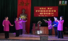 Tiền Hải: Khai mạc lớp tập huấn múa hát chèo, hát văn năm 2018