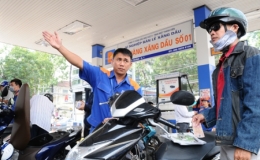 Xăng, dầu đồng loạt tăng giá