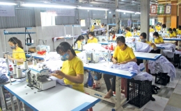 Đưa nghề về làng