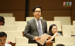 Quốc hội thảo luận về dự án Luật Ban hành văn bản quy phạm pháp luật