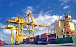 4 tháng đầu năm, cả nước xuất siêu gần 1,3 tỷ USD