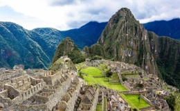 Bí ẩn thành phố cổ nằm giữa dãy Andes