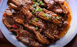 Cách làm sườn bò kho nước tương ngon chuẩn vị