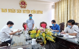 Đồng chí Phó Chủ tịch thường trực UBND tỉnh kiểm tra, chỉ đạo công tác bầu cử tại huyện Kiến Xương