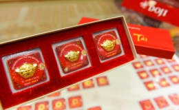 Giá vàng quanh mốc 56 triệu đồng