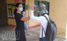 Học sinh đến trường sau đợt nghỉ lễ: Nhiều biện pháp phòng, chống dịch covid-19 được áp dụng