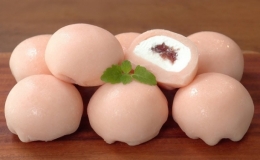 Món bánh gạo ăn lạnh hấp dẫn của người Hàn