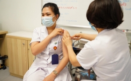 Thêm trên 90.000 người tiêm vắc xin Covid-19 trong 1 ngày, Việt Nam có 675.956 người đã chủng ngừa