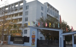 Xúc động tâm thư của thầy giáo Nguyễn Văn Dũng, Hiệu trưởng Trường THPT Chuyên Thái Bình gửi học trò khi không thể tổng kết lễ bế giảng năm học