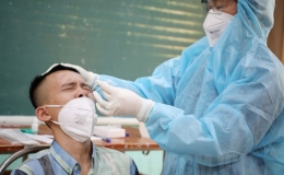 Cả nước còn hơn 1,3 triệu người mắc COVID-19 đang theo dõi, điều trị